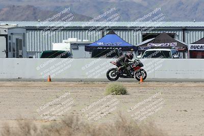 media/Oct-05-2025-CVMA (Sun) [[beeef4f201]]/Race 10-Formula Lightweight Twins Shootout/